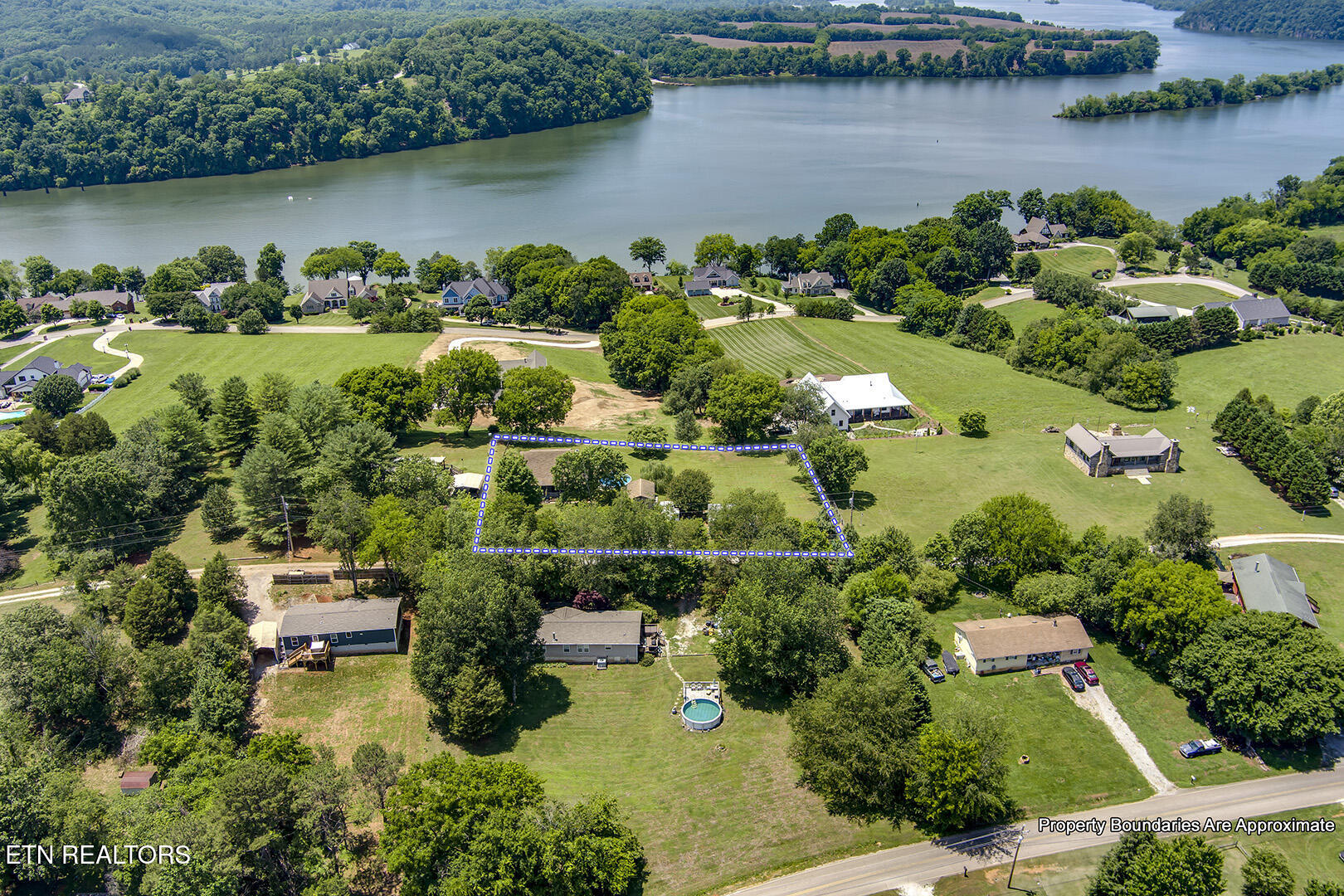 132 Morris Road Kingston, TN 37763 - Photo 57 of 60 57_MorrisLane_132_Birdseye01