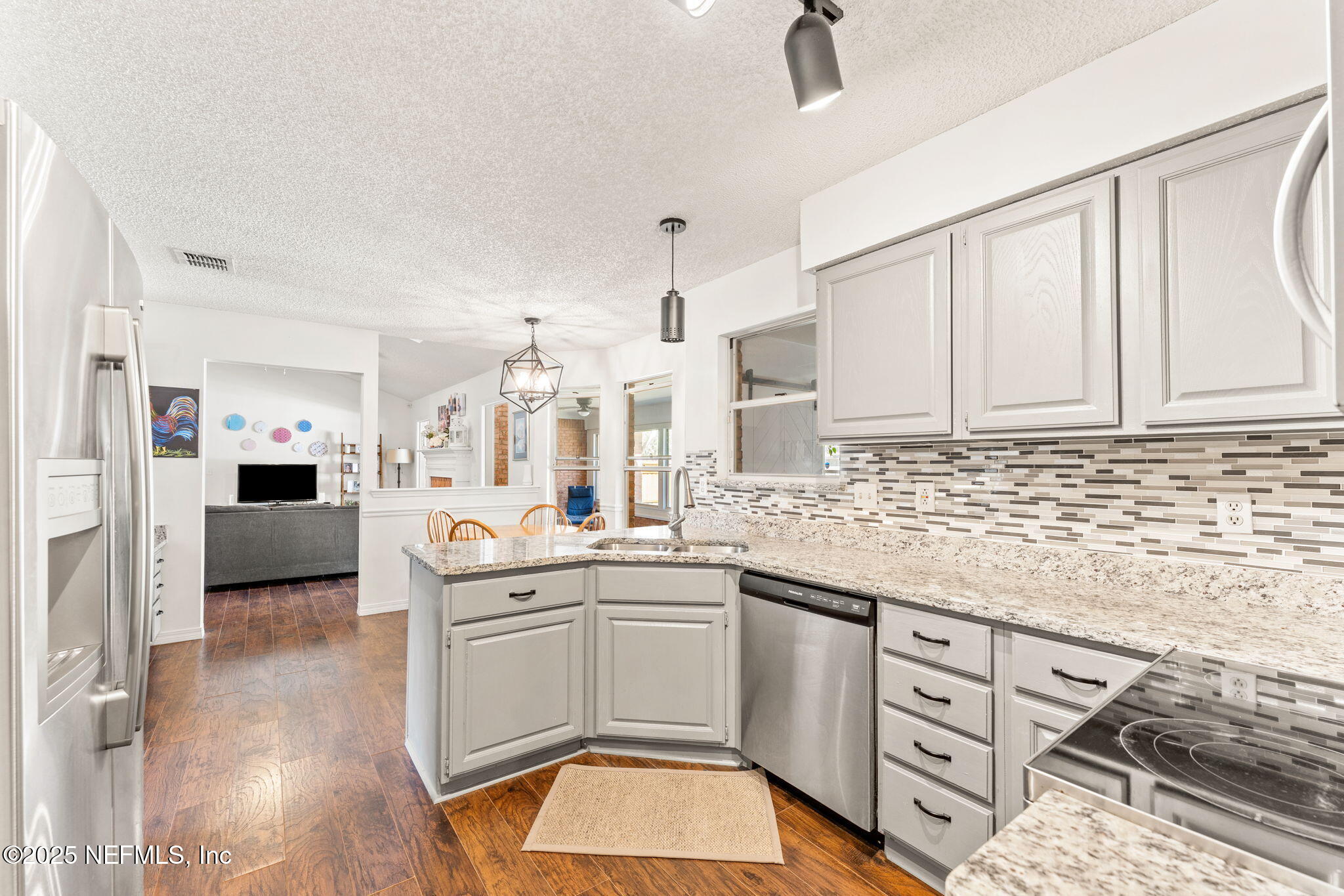 3097 Nautilus Road Middleburg, FL 32068 - Photo 8 of 41 9-web-or-mls-DSC06703