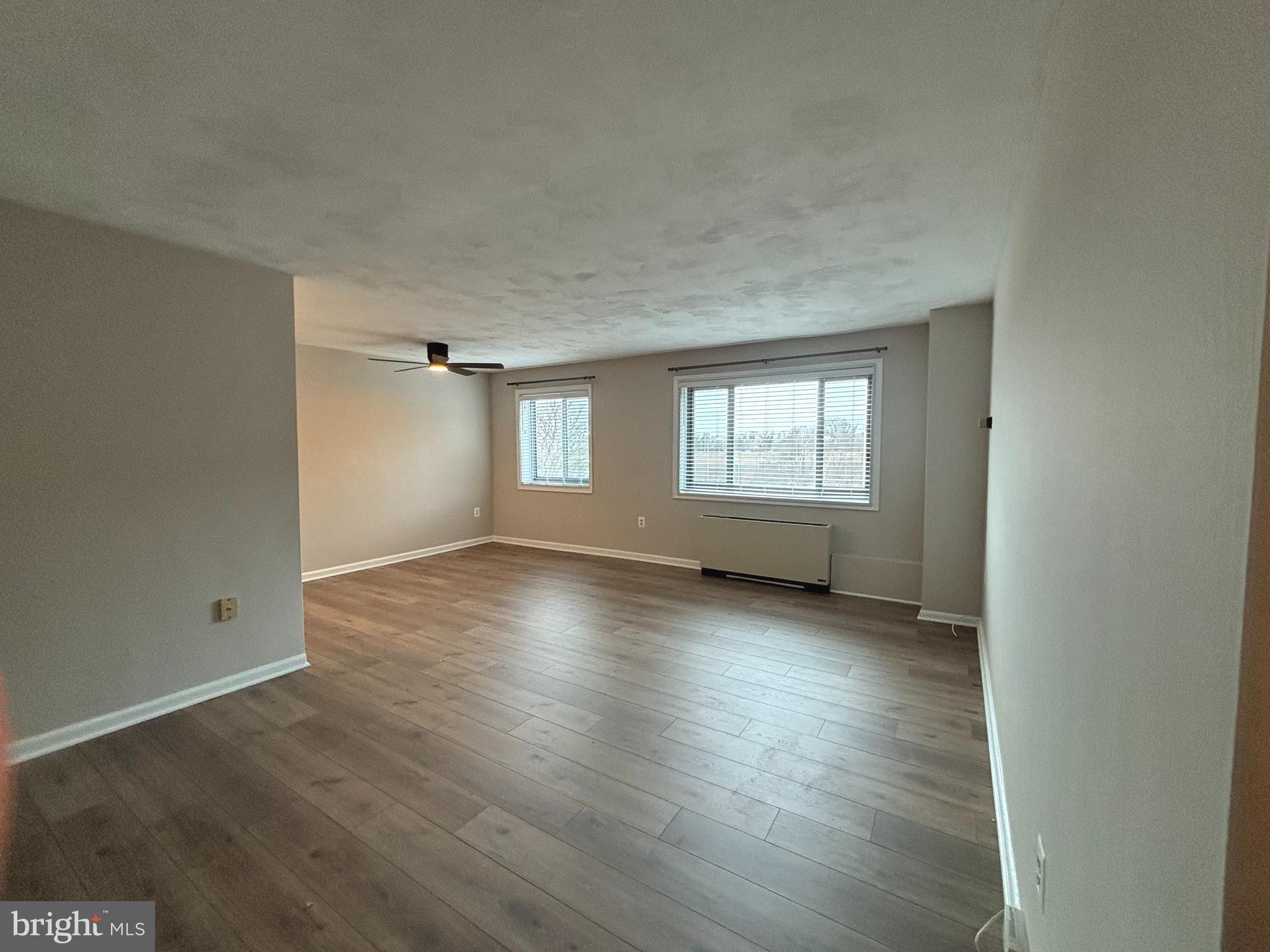 1200 South Arlington Ridge Road, Unit 605 Arlington, VA 22202 - Photo 2 of 23 Open Living Area