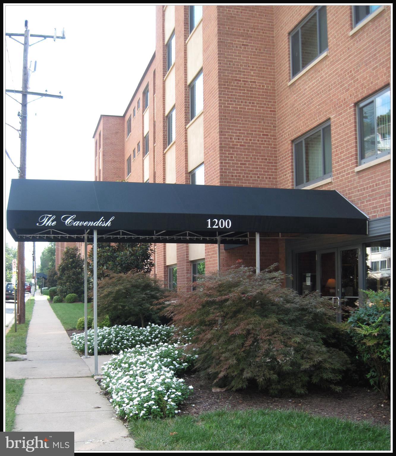1200 South Arlington Ridge Road, Unit 605 Arlington, VA 22202 - Photo 22 of 23 Nicely Maintained Building