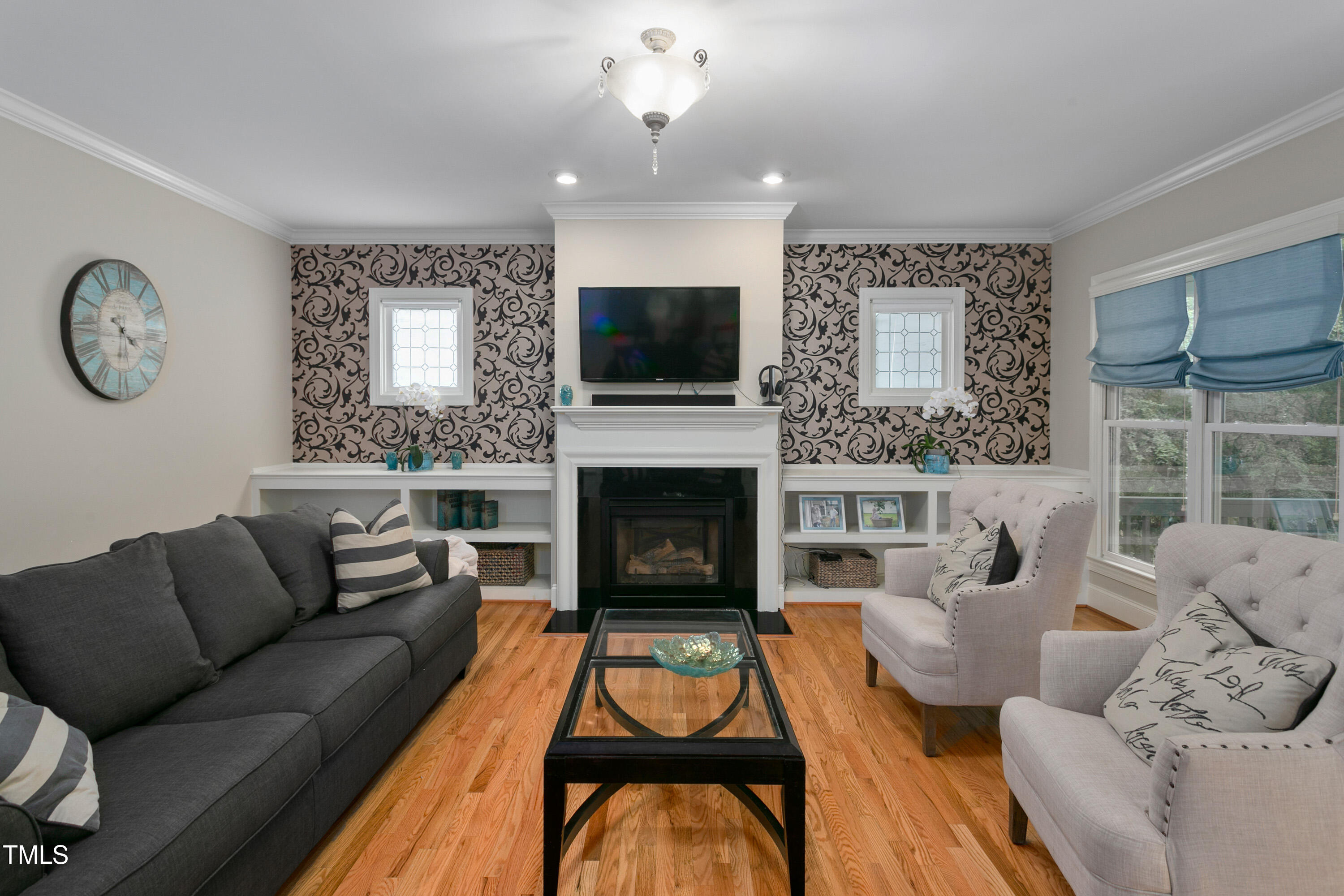 120 Redhill Road Holly Springs, NC 27540 - Photo 5 of 42 Family room with furniture