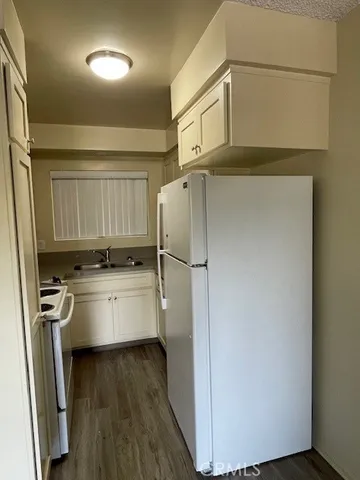 $2,200 | 545 North Holliston Avenue, Unit 2, Pasadena, CA 91106