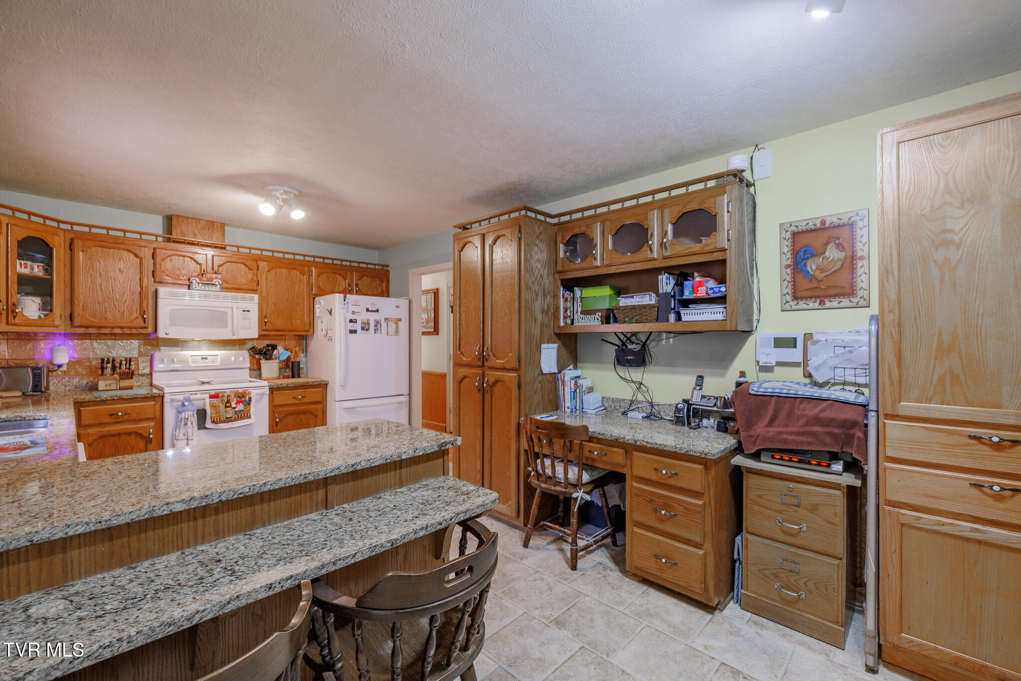 104 Chappell Road Surgoinsville, TN 37873 - Photo 12 of 34 1R9A3465-HDR