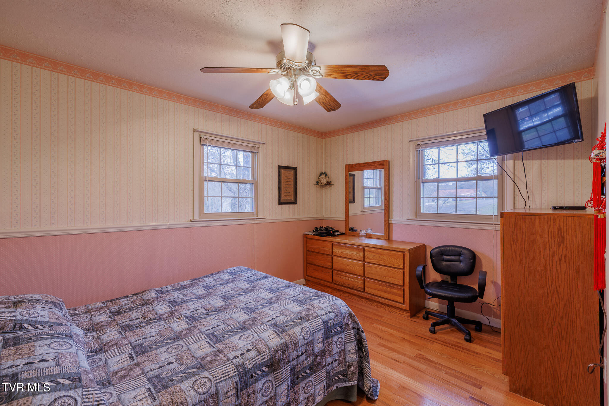 104 Chappell Road Surgoinsville, TN 37873 - Photo 20 of 34 1R9A3492-HDR