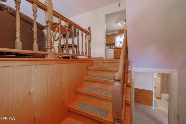 $399,900 | 104 Chappell Road, Surgoinsville, TN 37873