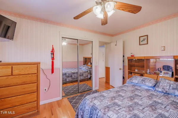 $399,900 | 104 Chappell Road, Surgoinsville, TN 37873