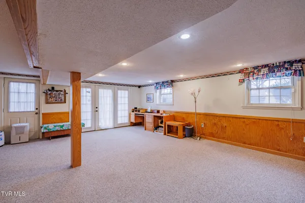$399,900 | 104 Chappell Road, Surgoinsville, TN 37873