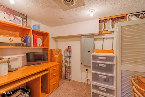 $399,900 | 104 Chappell Road, Surgoinsville, TN 37873