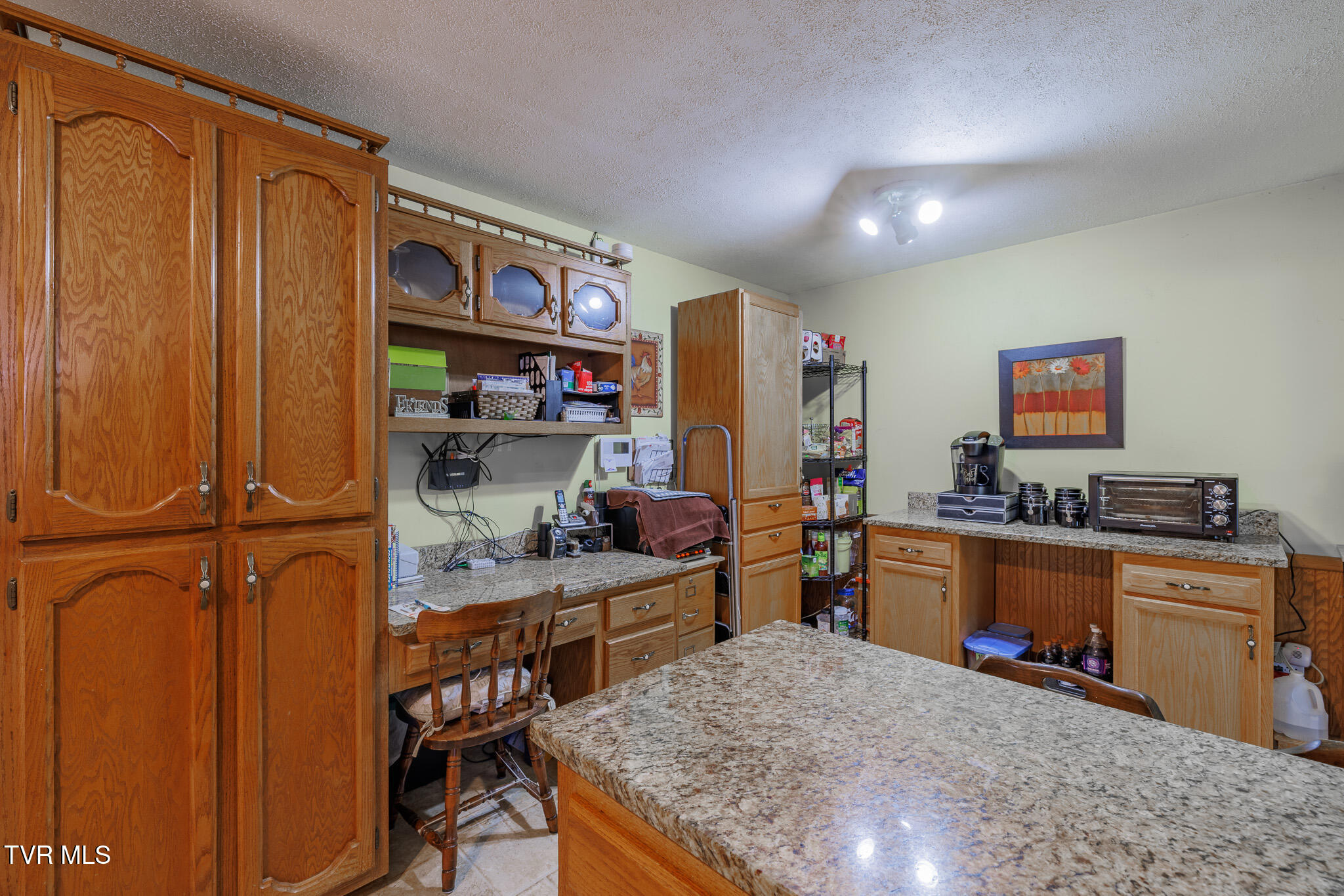 104 Chappell Road Surgoinsville, TN 37873 - Photo 7 of 34 1R9A3450-HDR