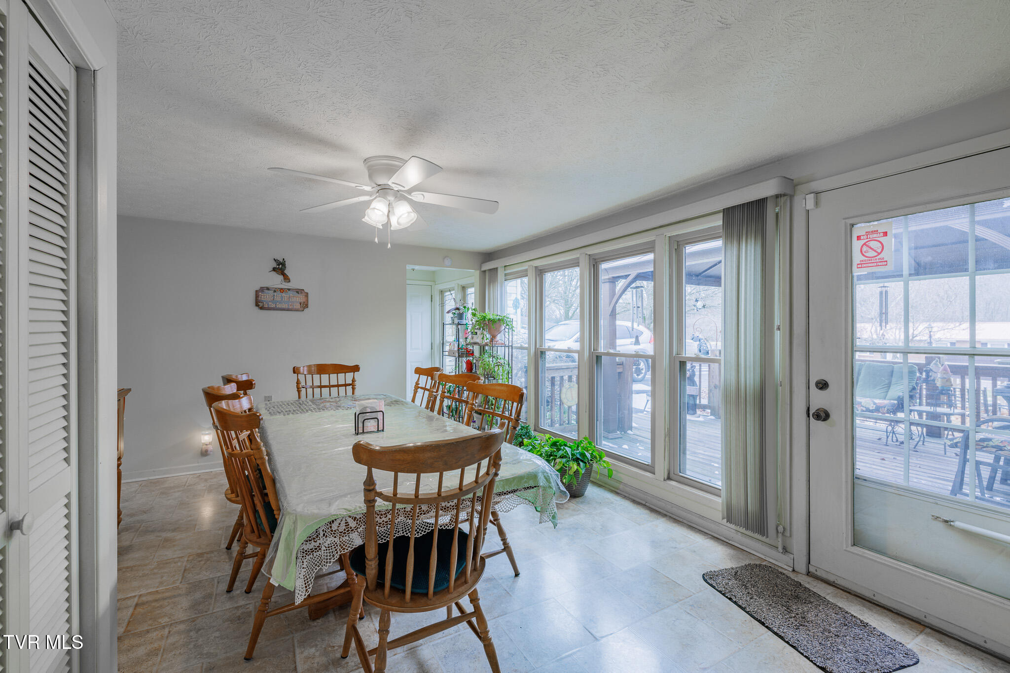 104 Chappell Road Surgoinsville, TN 37873 - Photo 9 of 34 1R9A3456-HDR