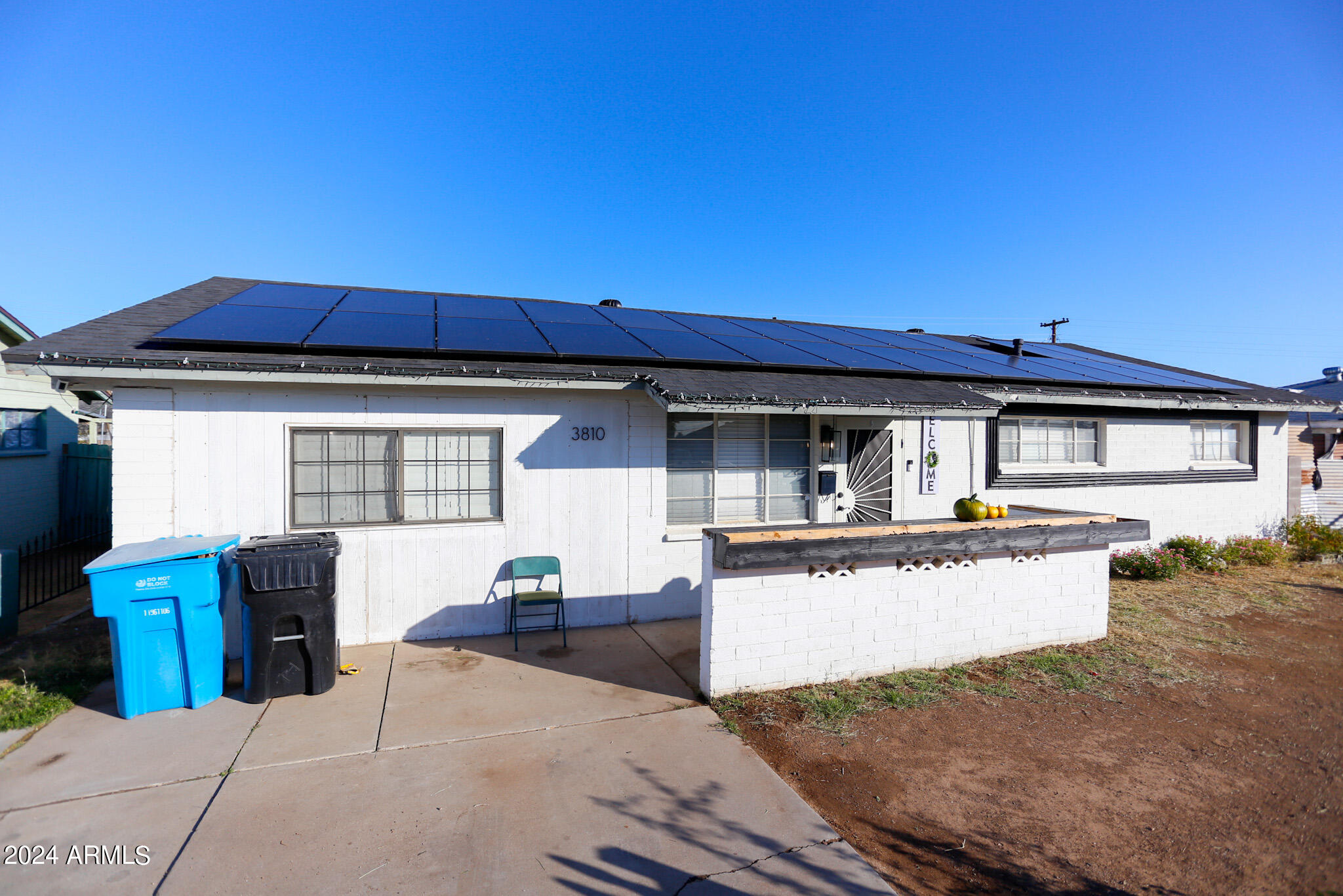 3810 West Cheery Lynn Road Phoenix, AZ 85019 - Photo 2 of 11 _MG_1325