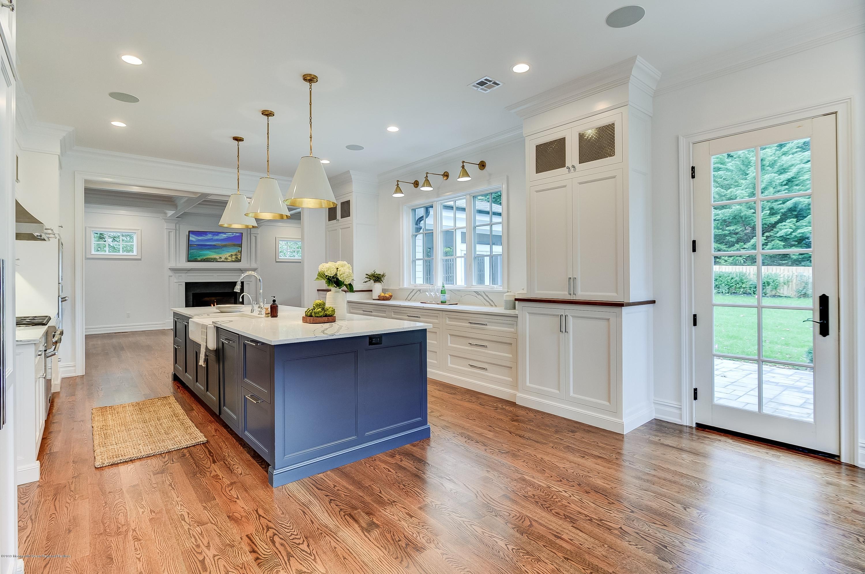 26 Hillcrest Road Fair Haven, NJ 07704 - Photo 12 of 46 Kitchen