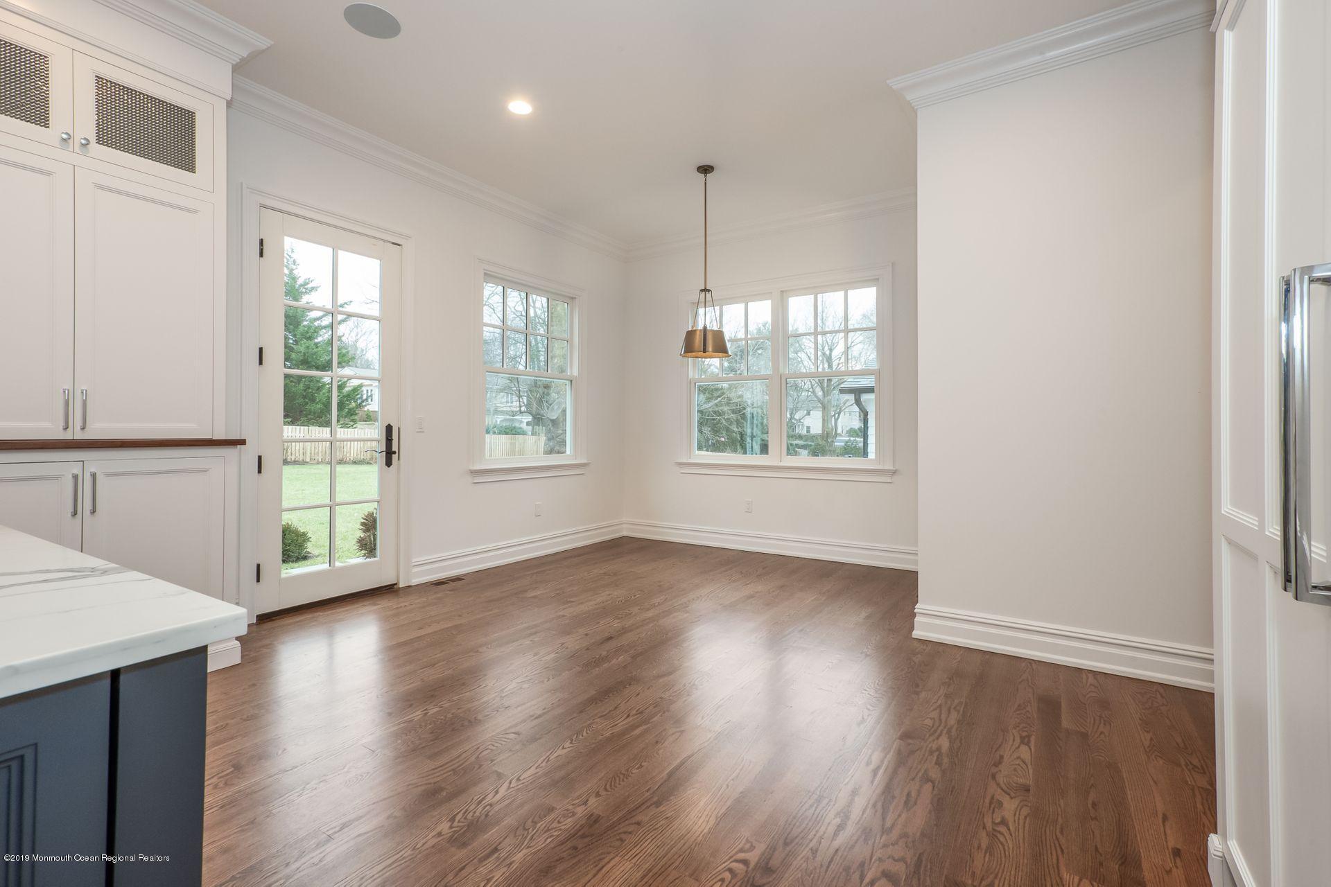 26 Hillcrest Road Fair Haven, NJ 07704 - Photo 14 of 46 Breakfast Area
