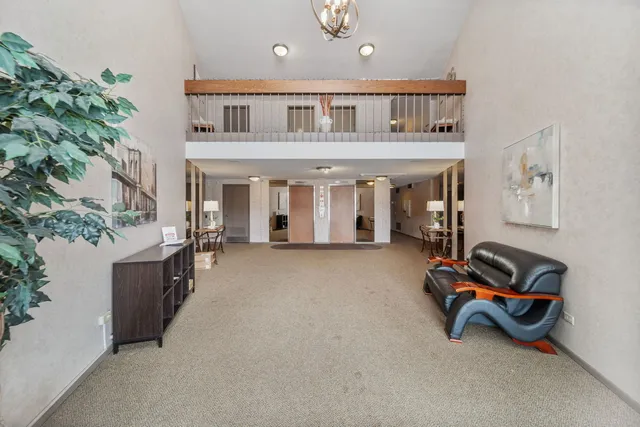 $142,500 | 18400 Cherry Creek Drive, Unit 512, Homewood, IL 60430