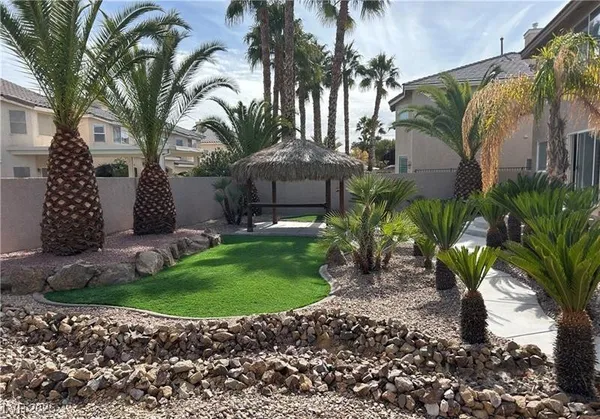 $6,000 | 11118 Scotscraig Court, Las Vegas, NV 89141