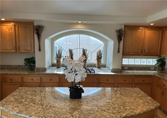 $6,000 | 11118 Scotscraig Court, Las Vegas, NV 89141