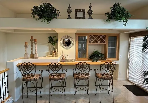 $6,000 | 11118 Scotscraig Court, Las Vegas, NV 89141