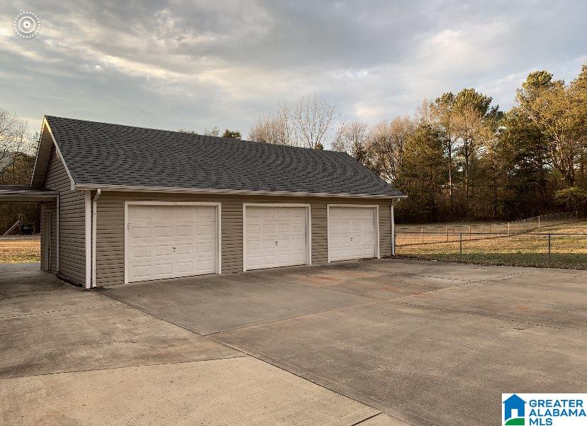 10474 Choccolocco Road Anniston, AL 36207 - Photo 2 of 21