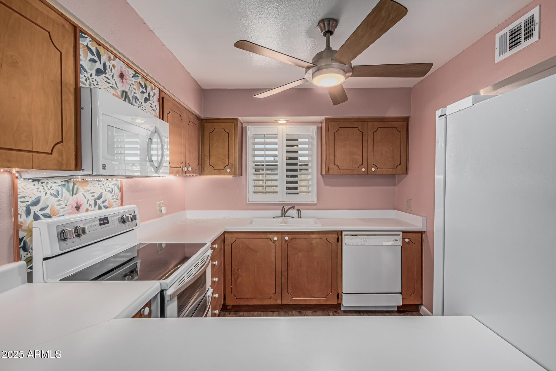 131 North Higley Road, Unit 117 Mesa, AZ 85205 - Photo 19 of 34 131 N Higley Rd #117