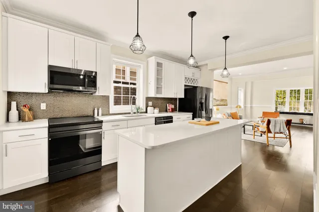 $925,000 | 1406 Lawrence Street Northeast, Washington, DC 20017