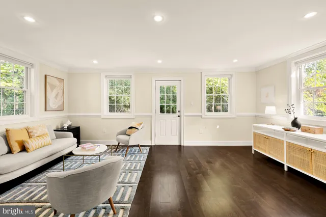 $925,000 | 1406 Lawrence Street Northeast, Washington, DC 20017