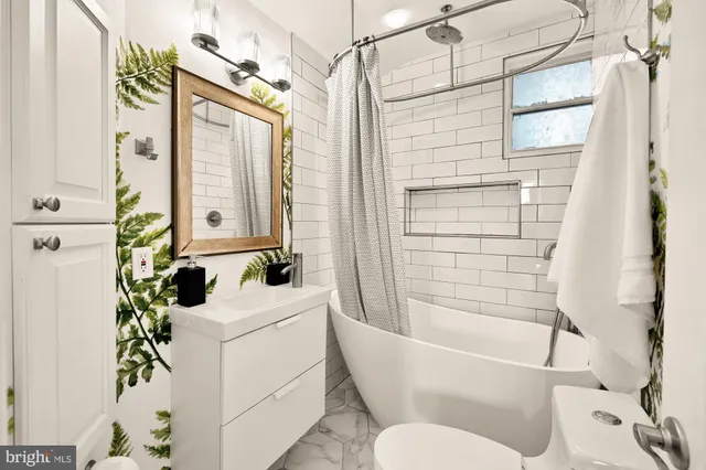 $925,000 | 1406 Lawrence Street Northeast, Washington, DC 20017