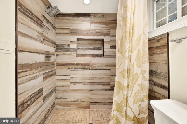 $925,000 | 1406 Lawrence Street Northeast, Washington, DC 20017