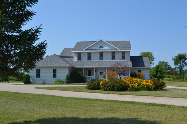 W9393 West 14th Road Coleman, WI 54112 - Photo 1 of 1