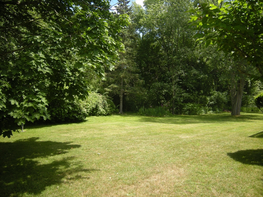 20 Curtis Road Canton, MA 02021 - Photo 11 of 16