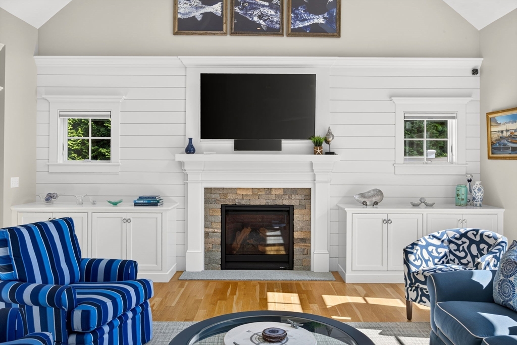 40 Middle Road Chatham, MA 02650 - Photo 8 of 42 Gallery Image 8