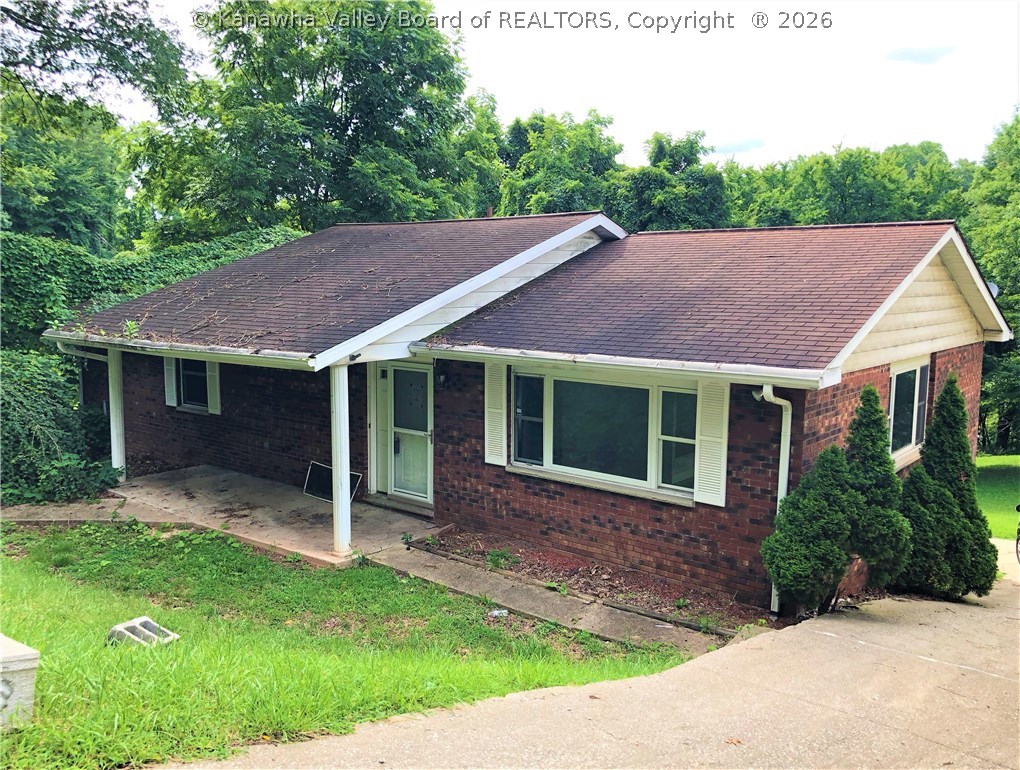 130 Hickory Road Charleston, WV 25314 - Photo 1 of 16 Gallery Image 1