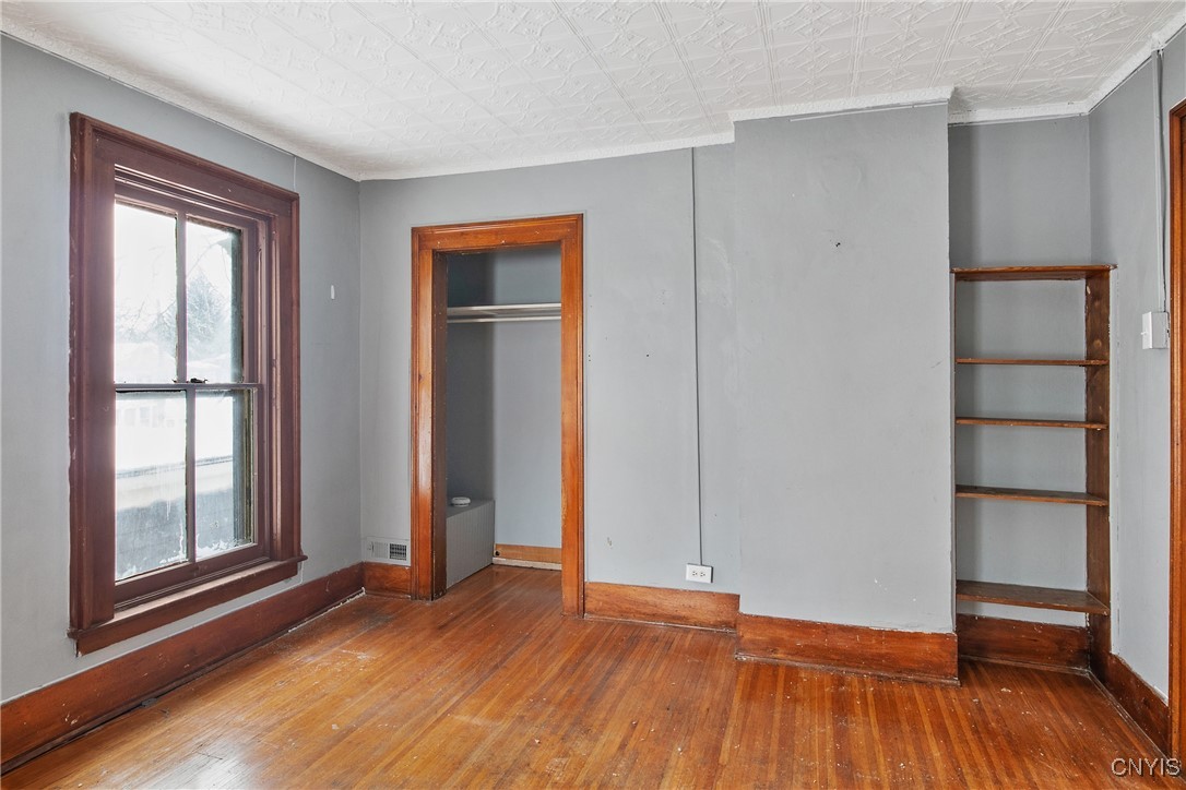 76 East Genesee Street Auburn, NY 13021 - Photo 18 of 44