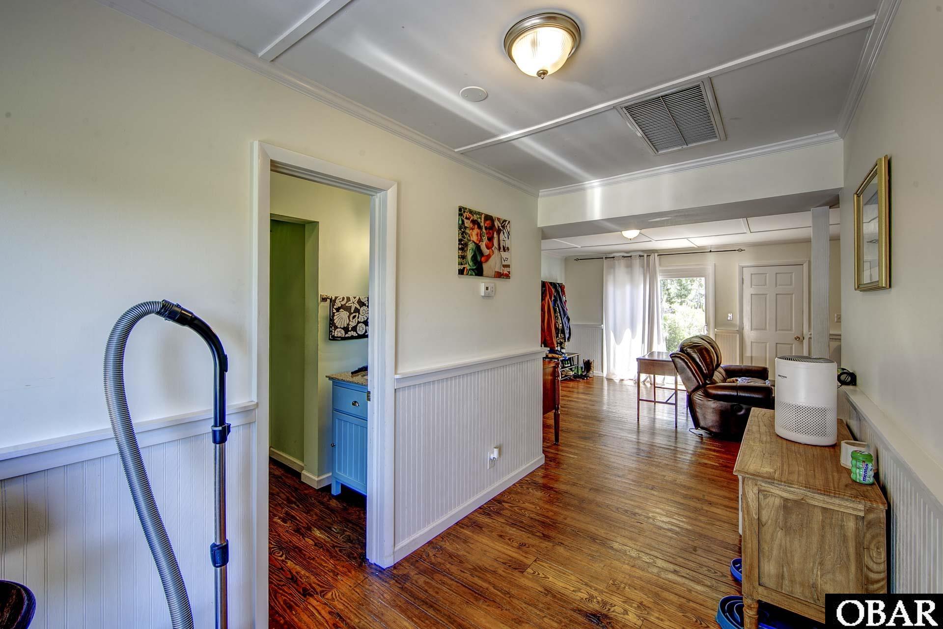 155 Loop Road Ocracoke, NC 27960 - Photo 11 of 30 Hall