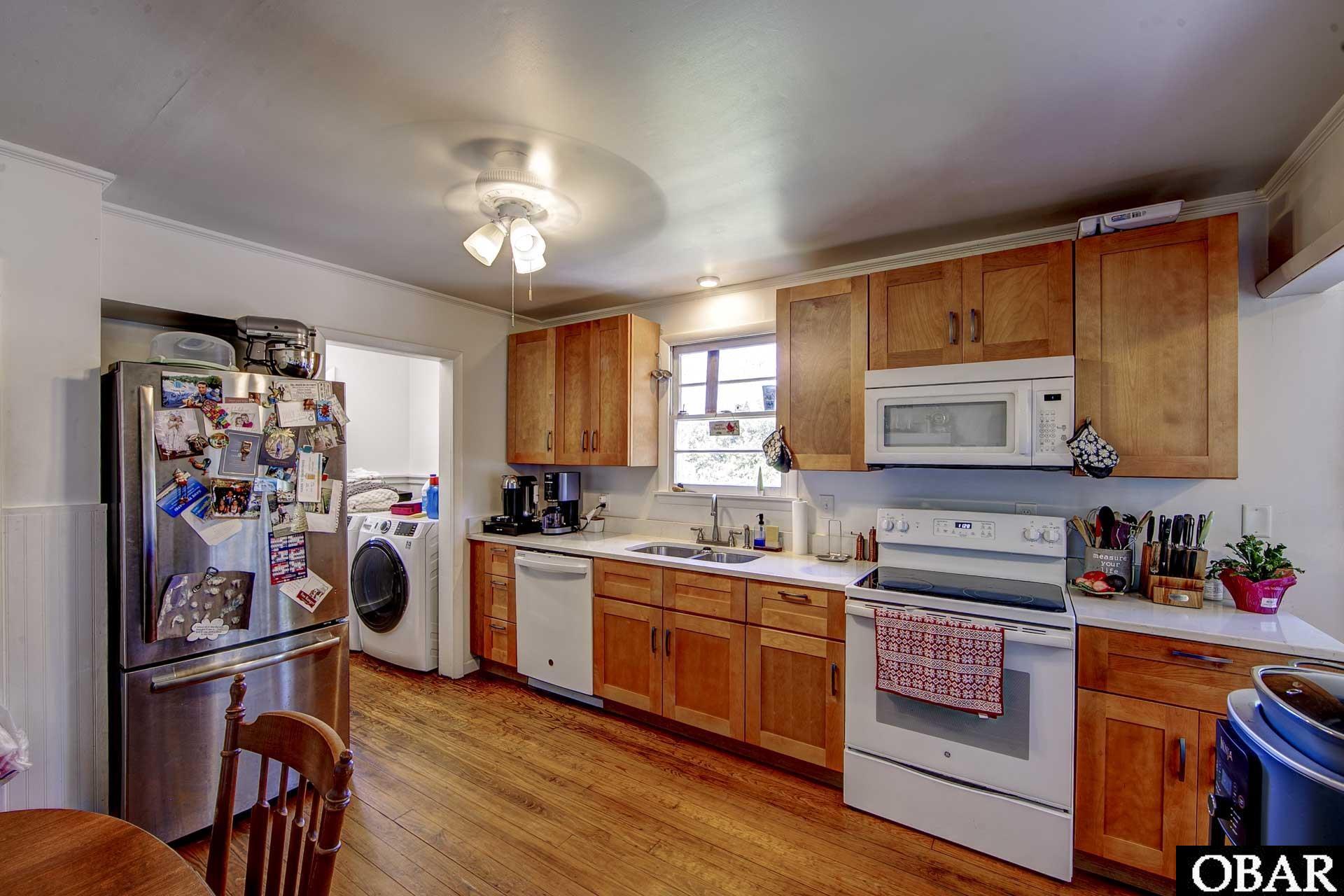 155 Loop Road Ocracoke, NC 27960 - Photo 13 of 30 Kitchen