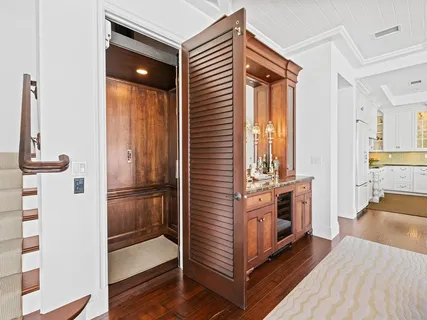 $8,300,000 | 2898 Northeast 26th Street, Fort Lauderdale, FL 33305