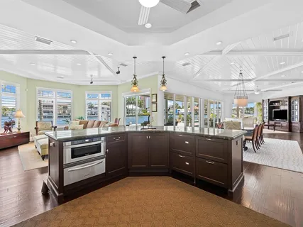 $8,300,000 | 2898 Northeast 26th Street, Fort Lauderdale, FL 33305