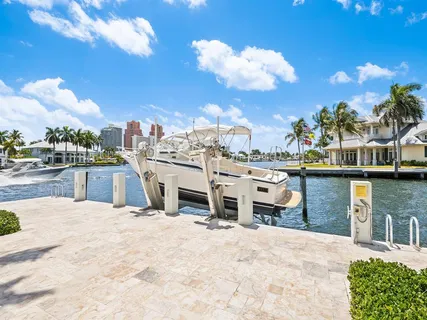 $8,300,000 | 2898 Northeast 26th Street, Fort Lauderdale, FL 33305