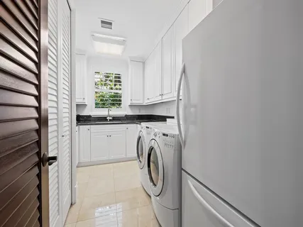 $8,300,000 | 2898 Northeast 26th Street, Fort Lauderdale, FL 33305