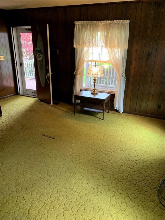 2121 Westford Road Jamestown, PA 16134 - Photo 5 of 24 living area