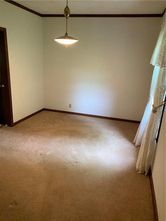 2121 Westford Road Jamestown, PA 16134 - Photo 9 of 24 dining area
