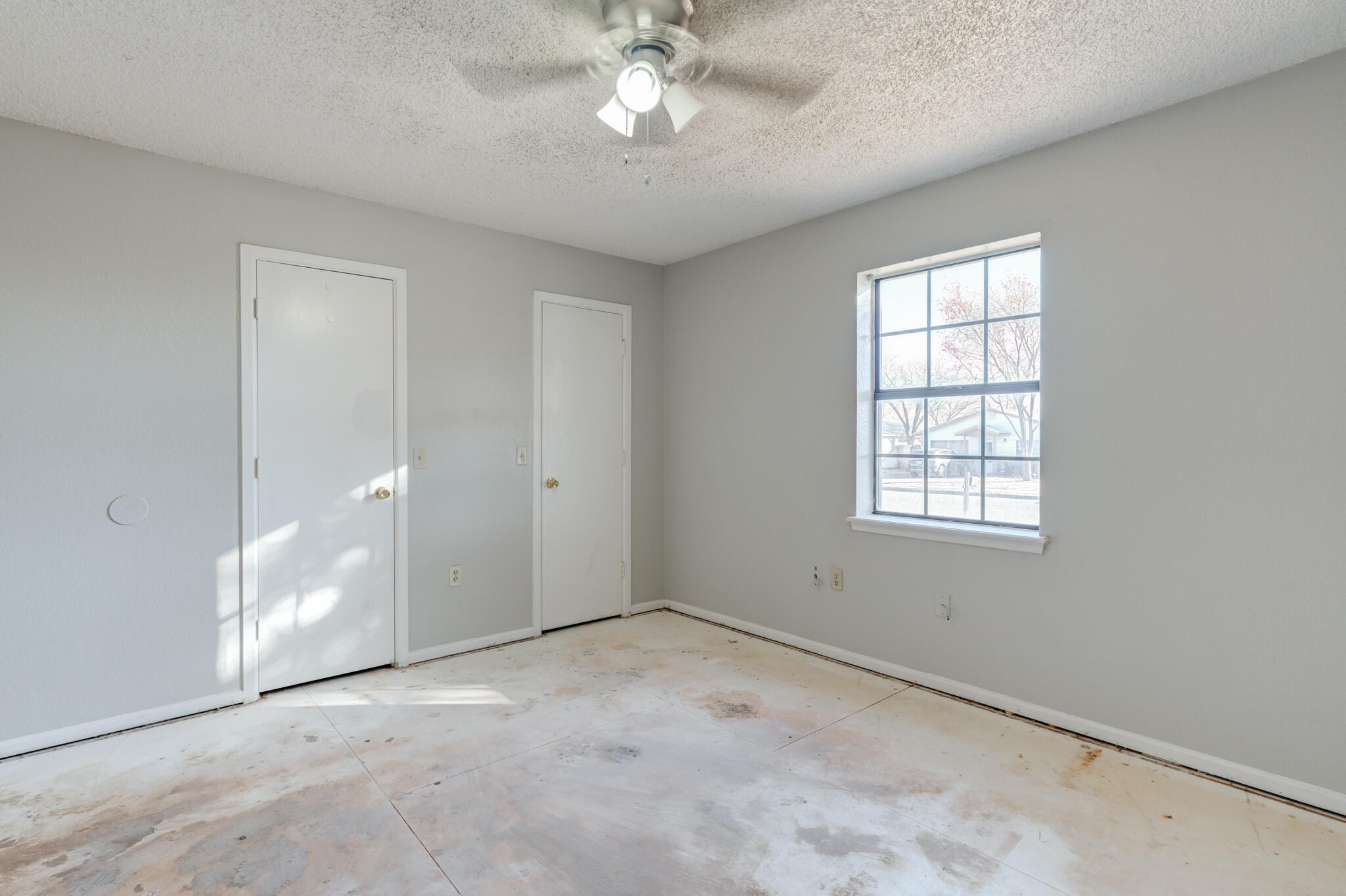 6212 22nd Street Lubbock, TX 79407 - Photo 17 of 24 a view of an empty room with a window
