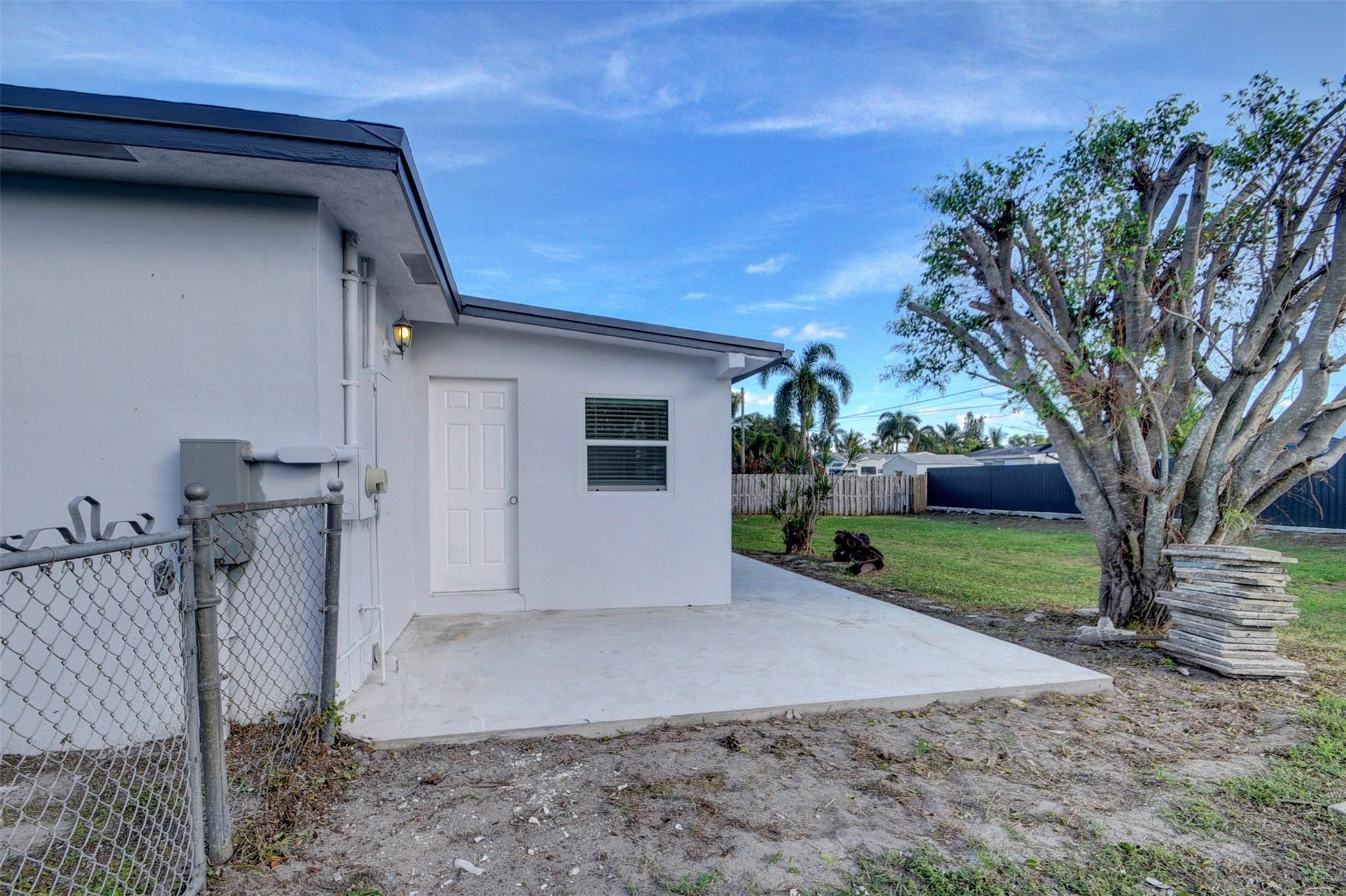 325 Mid Pines Road Palm Springs, FL 33461 - Photo 27 of 46 Photo 27