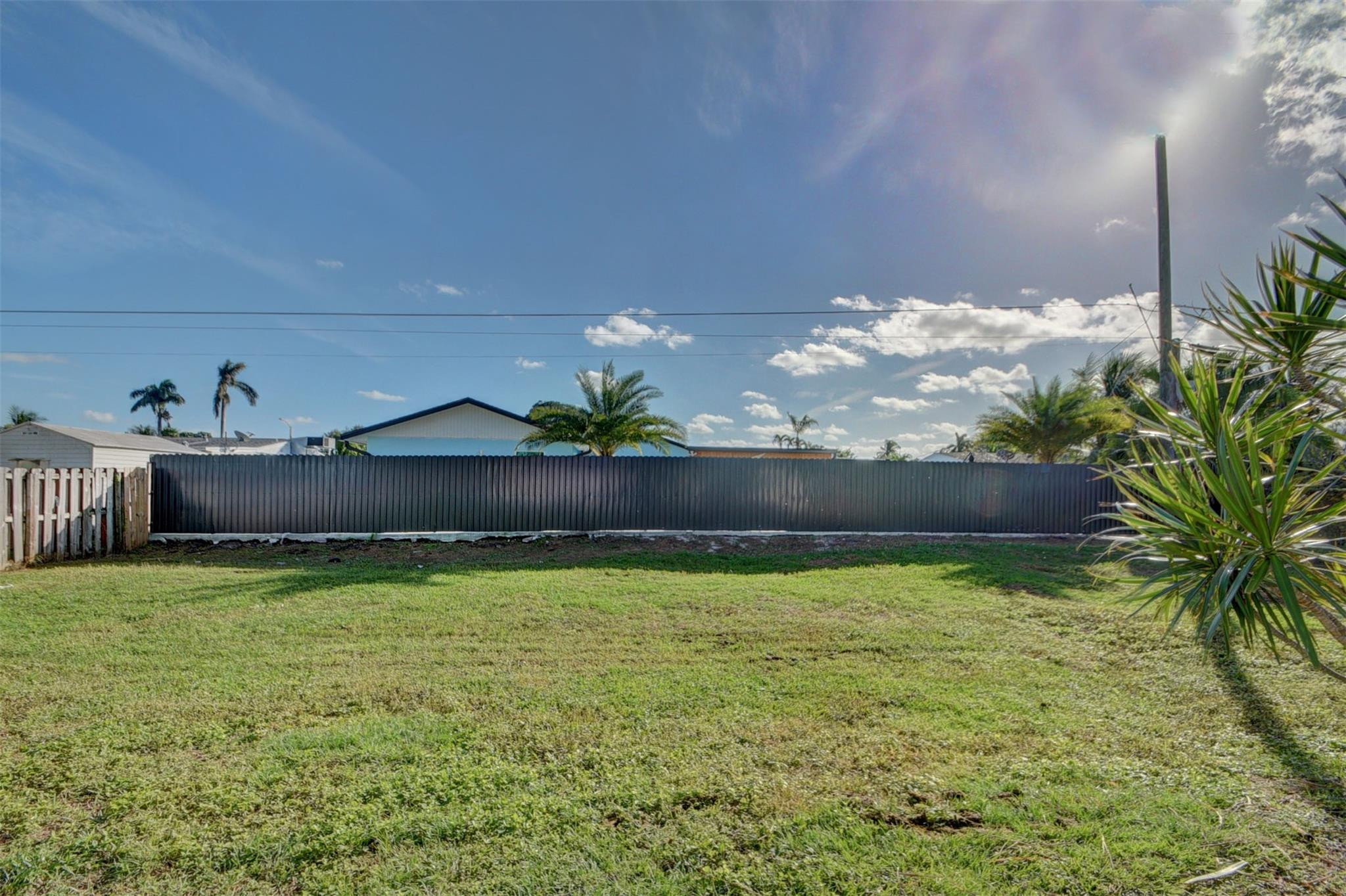 325 Mid Pines Road Palm Springs, FL 33461 - Photo 33 of 46 Photo 33