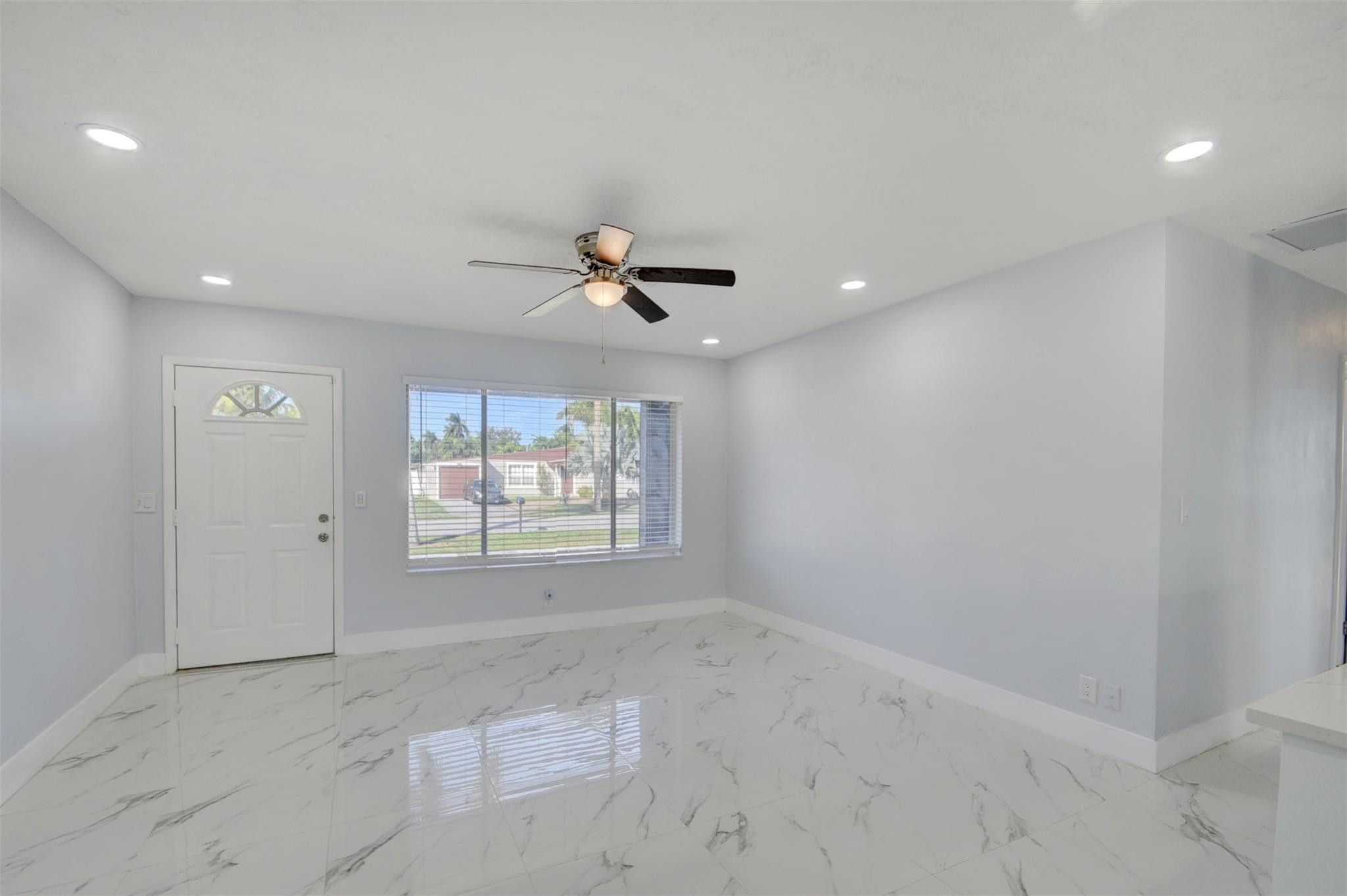 325 Mid Pines Road Palm Springs, FL 33461 - Photo 6 of 46 Photo 6