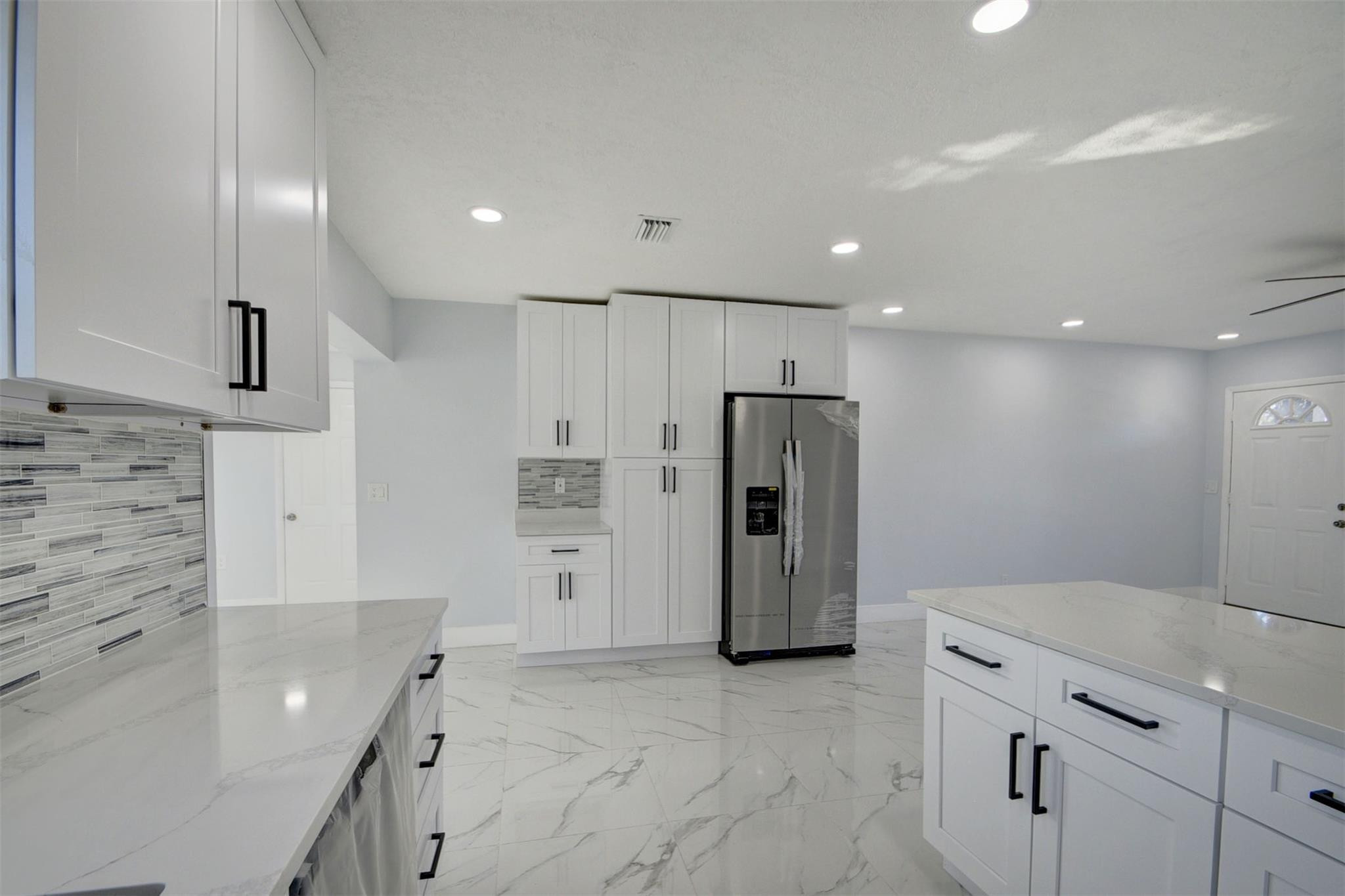 325 Mid Pines Road Palm Springs, FL 33461 - Photo 9 of 46 Photo 9