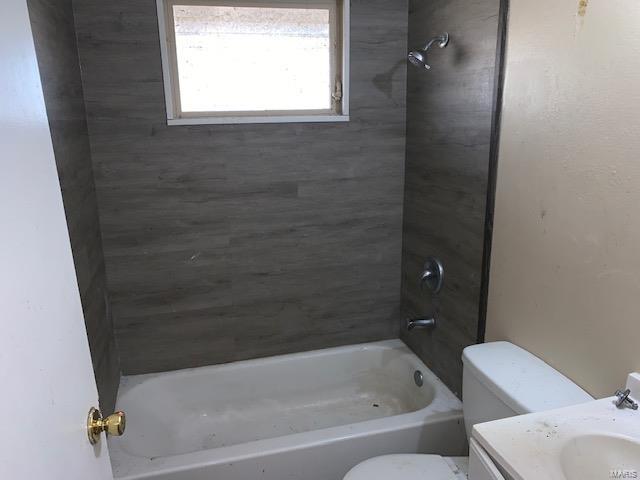 115 Roderick Drive St. Louis, MO 63137 - Photo 8 of 14