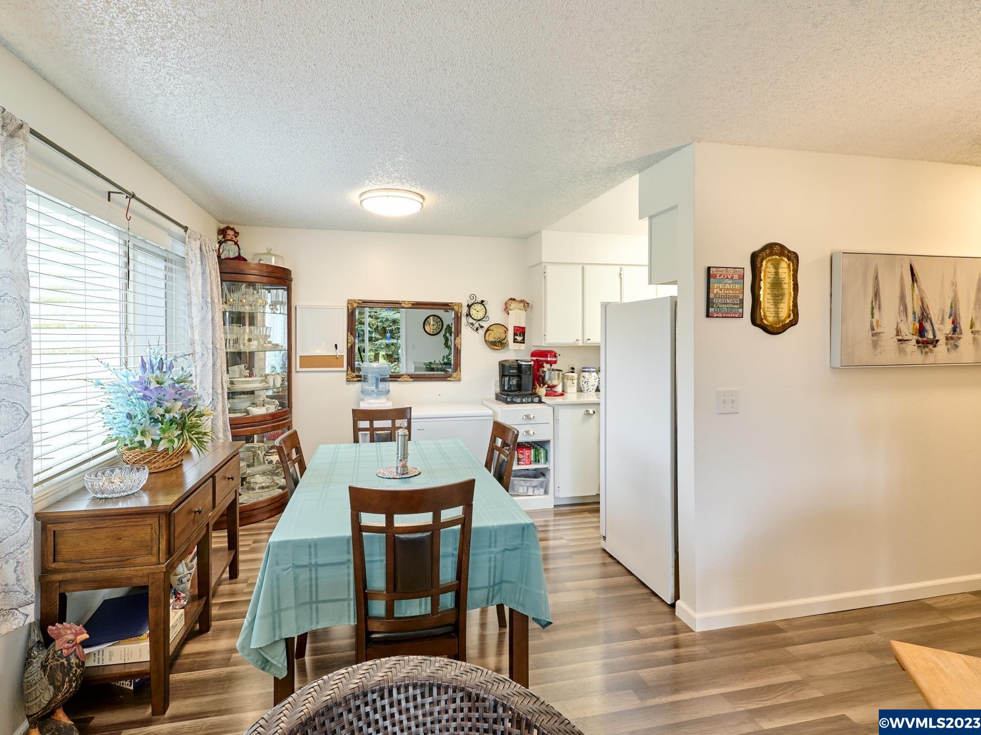 950 Evergreen Road, Unit 121 Woodburn, OR 97071 - Photo 4 of 28