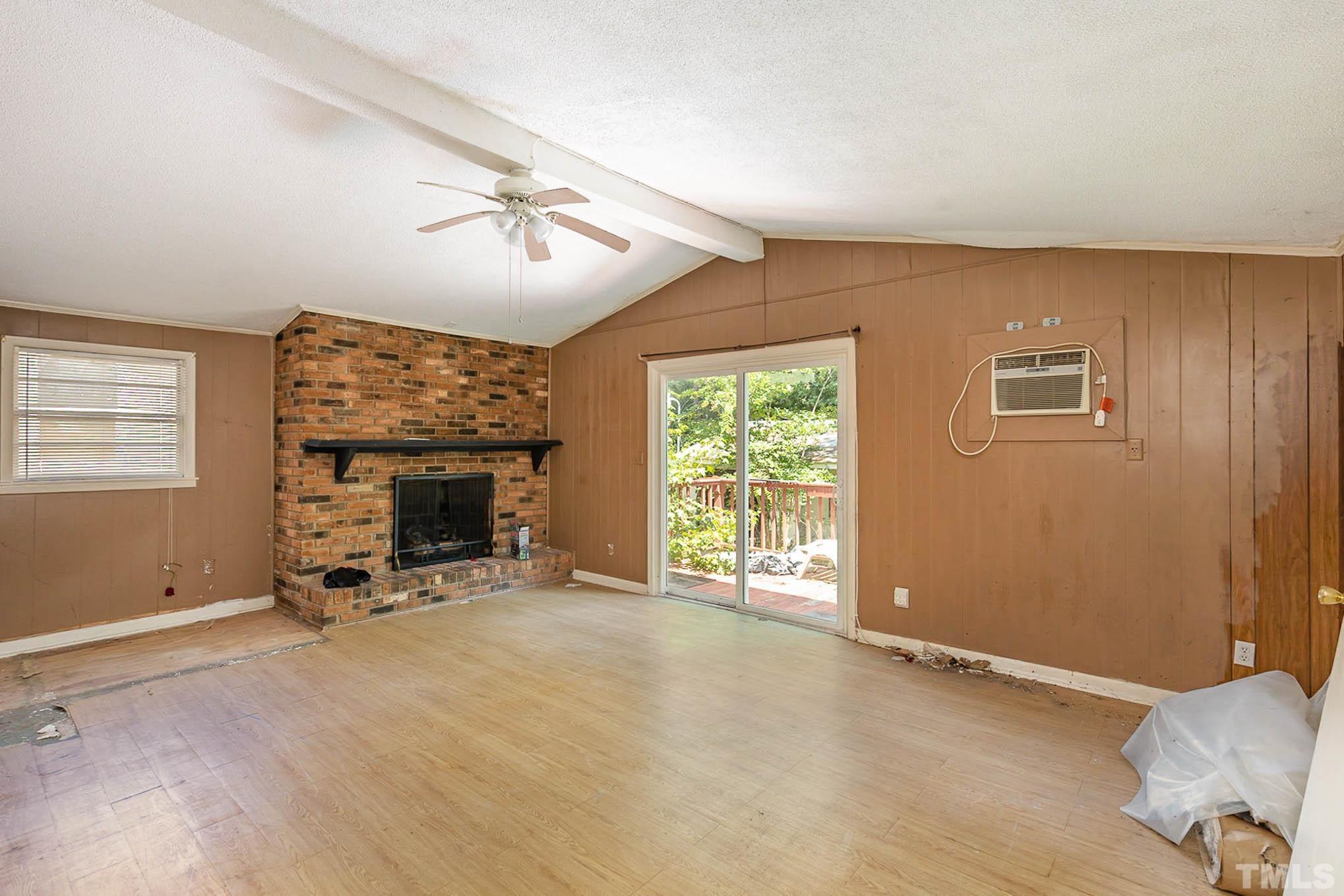 6209 Old Fairground Road Benson, NC 27504 - Photo 5 of 12 Gallery Image 5