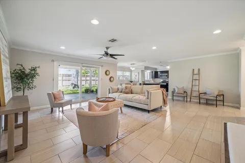 $545,000 | 2910 Freshmeadows Drive, Houston, TX 77063