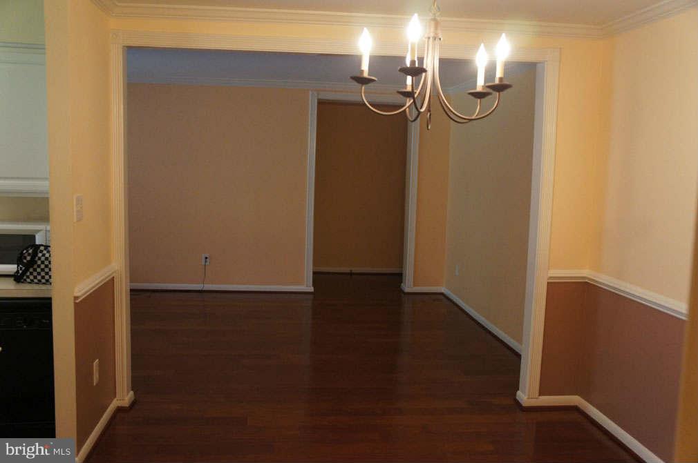 8302 Tobin Road, Unit 12 Annandale, VA 22003 - Photo 6 of 20 Dining Room